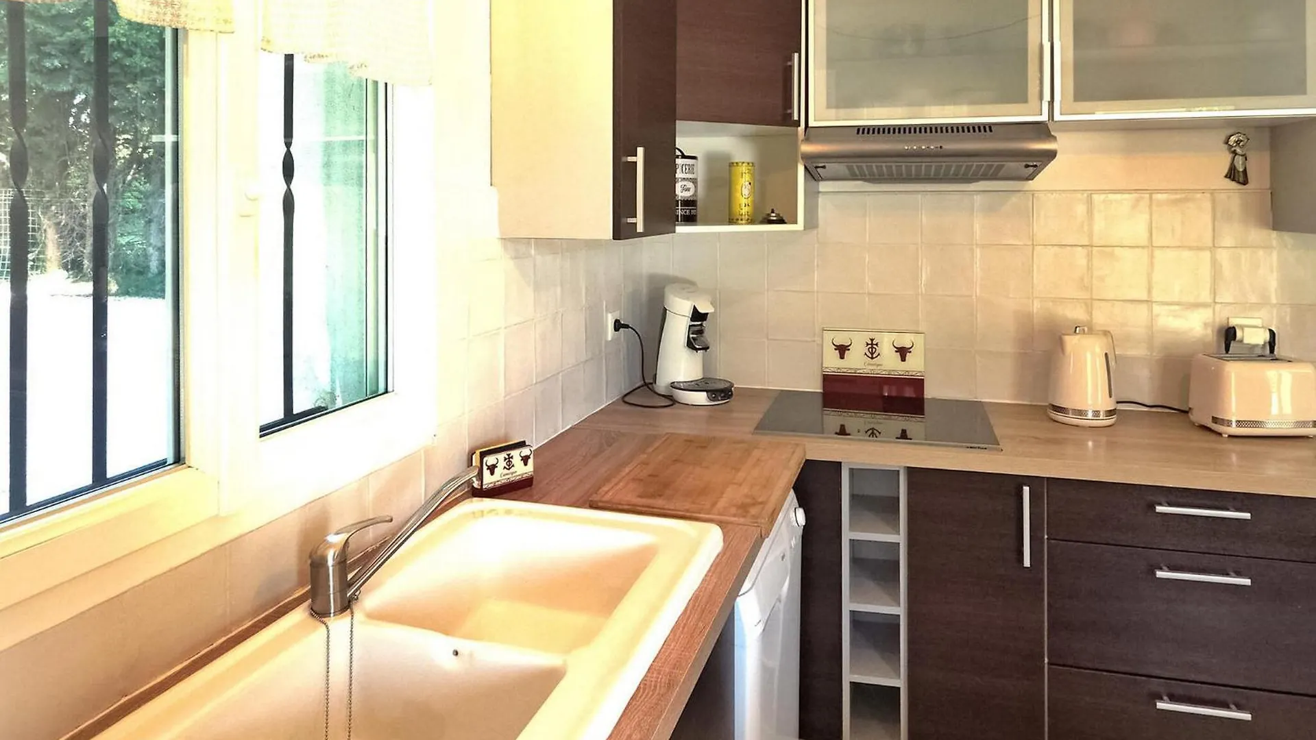 Mancareste Paradou Holiday home