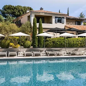 Du Cote Des Olivades Hotel